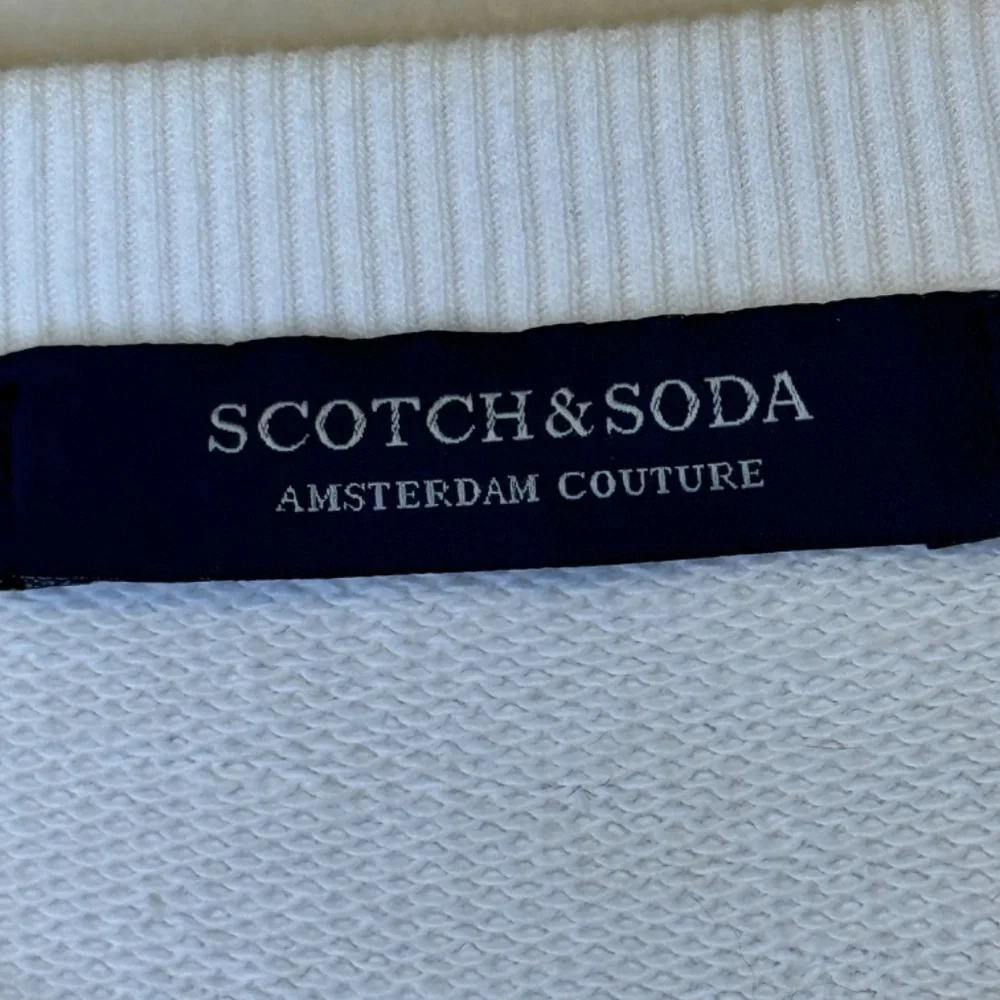 Scotch & Soda Freedivers Neon Logo Activewear Beach Coastal Crewneck Sweatshirt